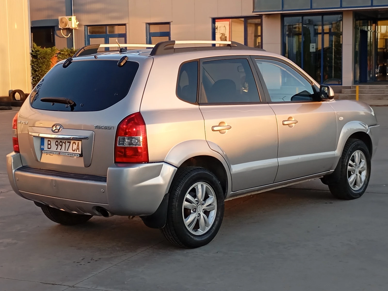 Hyundai Tucson GAZ, снимка 2 - Автомобили и джипове - 54754212