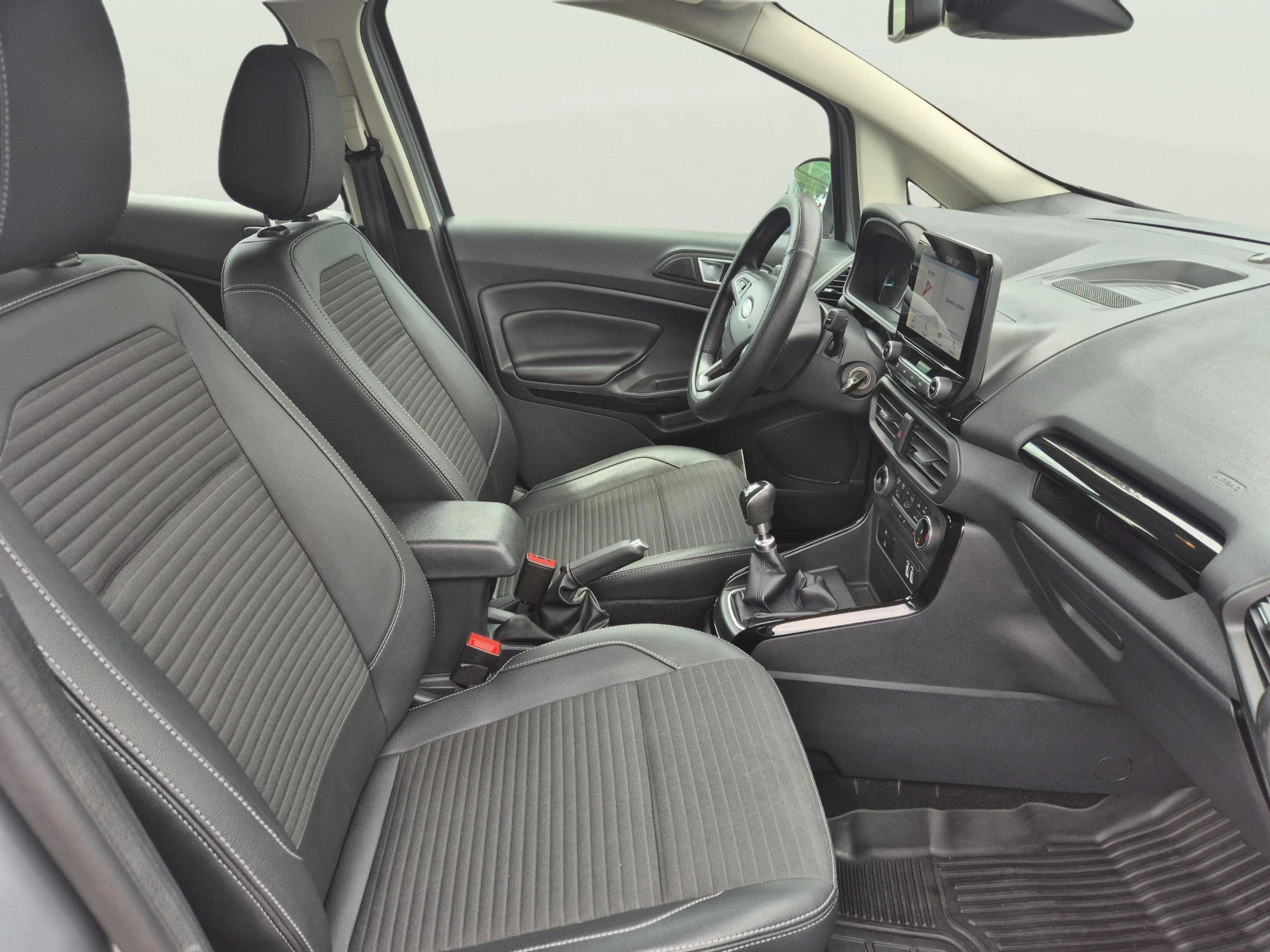 Ford EcoSport 1.0 EcoBoost, снимка 10 - Автомобили и джипове - 55270346