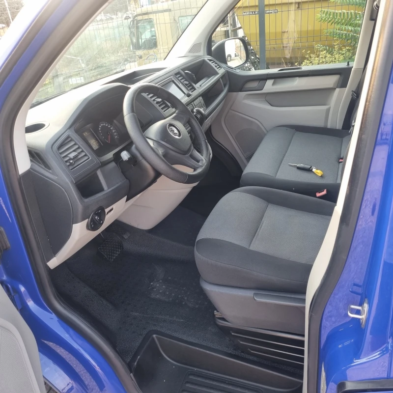 VW Transporter 2.0 150кс Автоматик, снимка 7 - Бусове и автобуси - 51598499