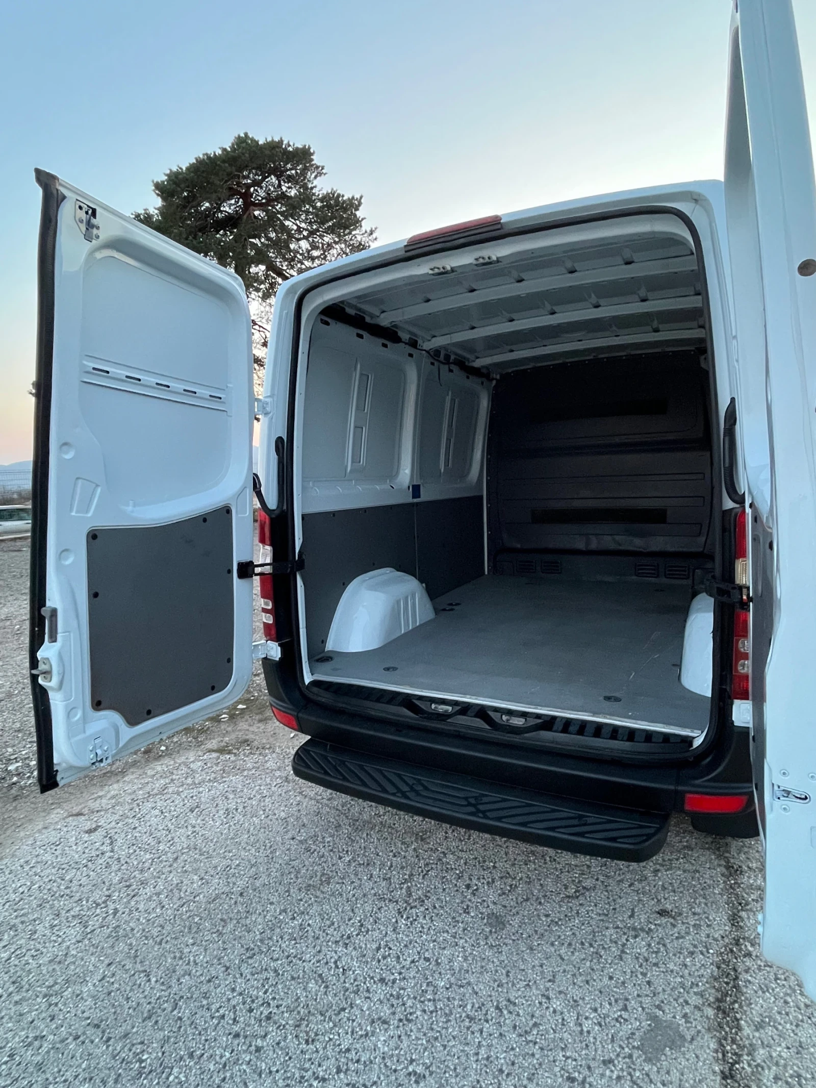 Mercedes-Benz Sprinter 313 CDI AVTOMAT KLIMA, снимка 14 - Бусове и автобуси - 53841592