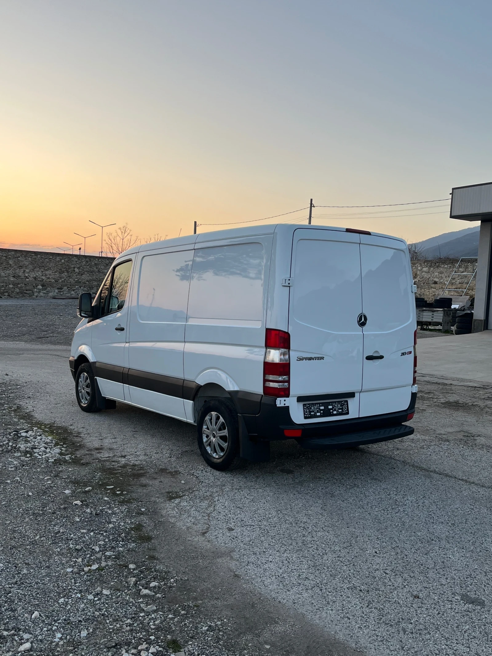Mercedes-Benz Sprinter 313 CDI AVTOMAT KLIMA, снимка 10 - Бусове и автобуси - 53841592