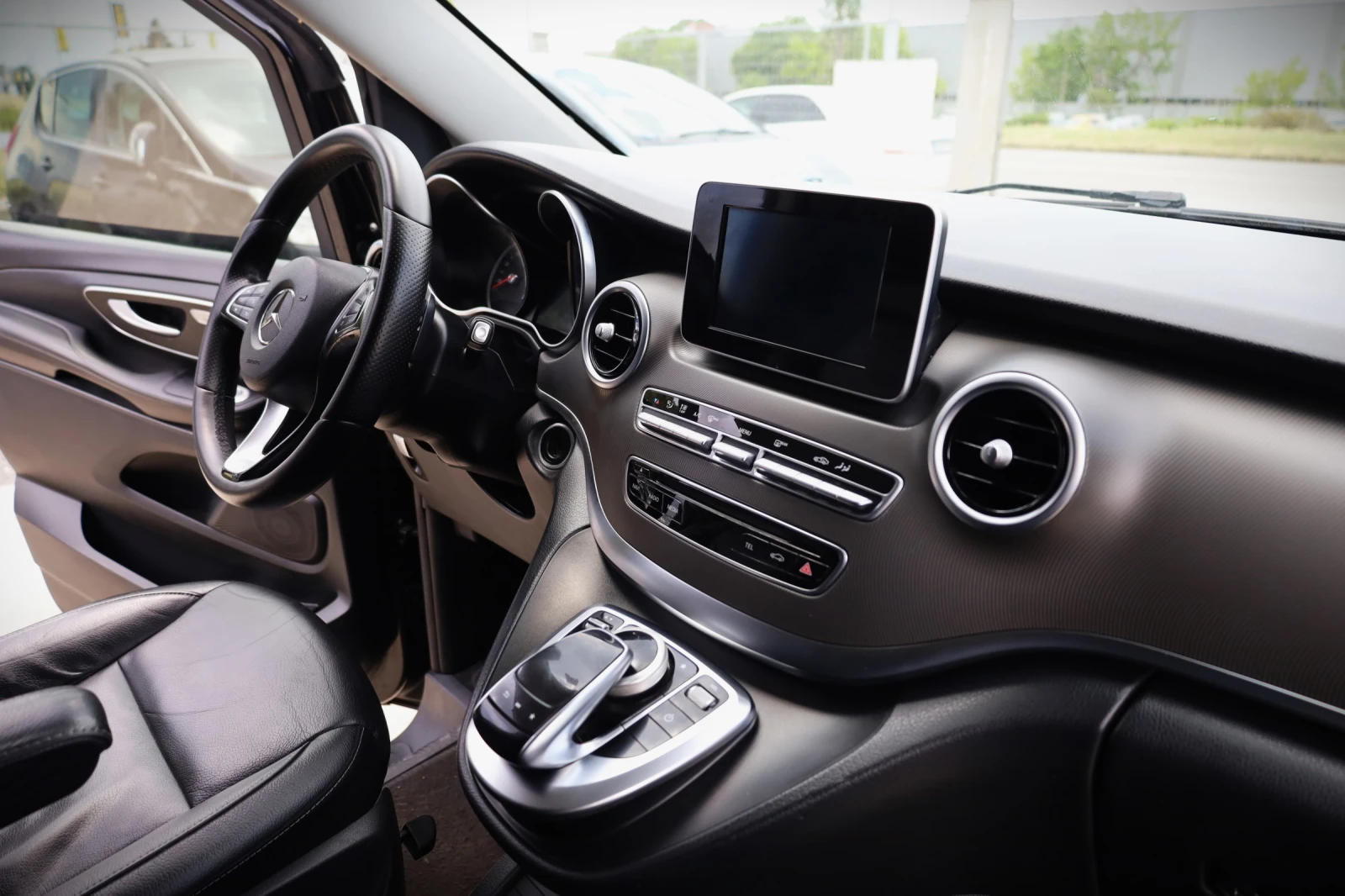 Mercedes-Benz V 220 2.2 D EXTRALANG, снимка 9 - Бусове и автобуси - 54702240