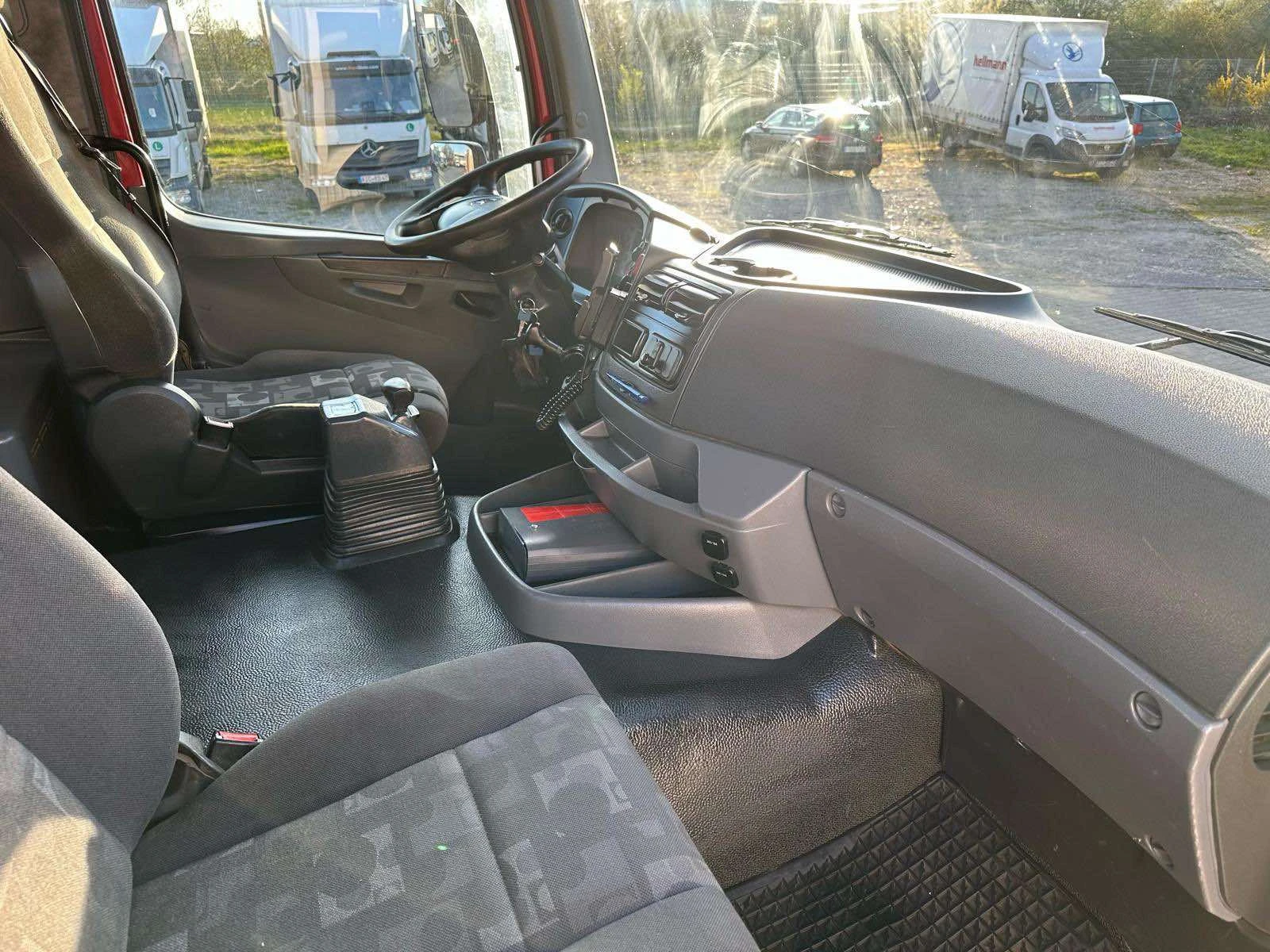 Mercedes-Benz 4143  - изображение 10