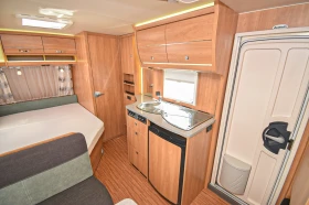 Каравана Dethleffs Camper 390 FS, снимка 10