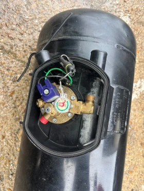 Газова бутилка за кола. 55л . Произведена 2020. , снимка 4 - Части - 53392223