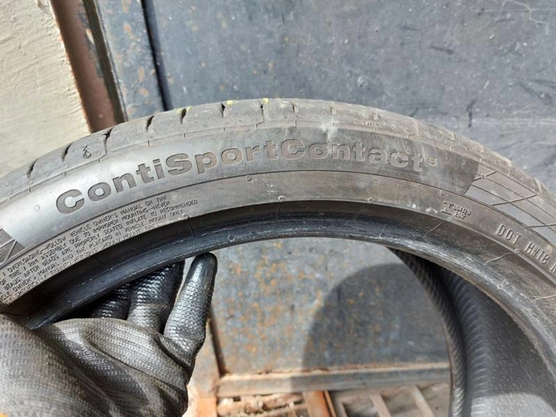 Гуми Летни 235/40R19, снимка 6 - Гуми и джанти - 36802220