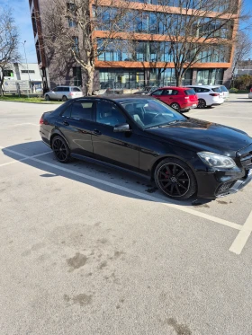 Mercedes-Benz E 200, снимка 2