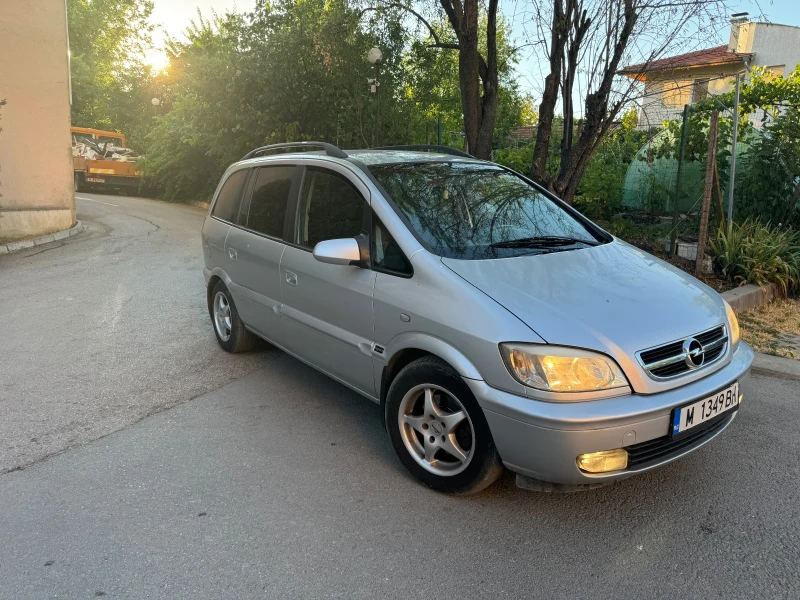 Opel Zafira 2, 2 Дизел , Facelift, 7 места, снимка 1 - Автомобили и джипове - 47920468