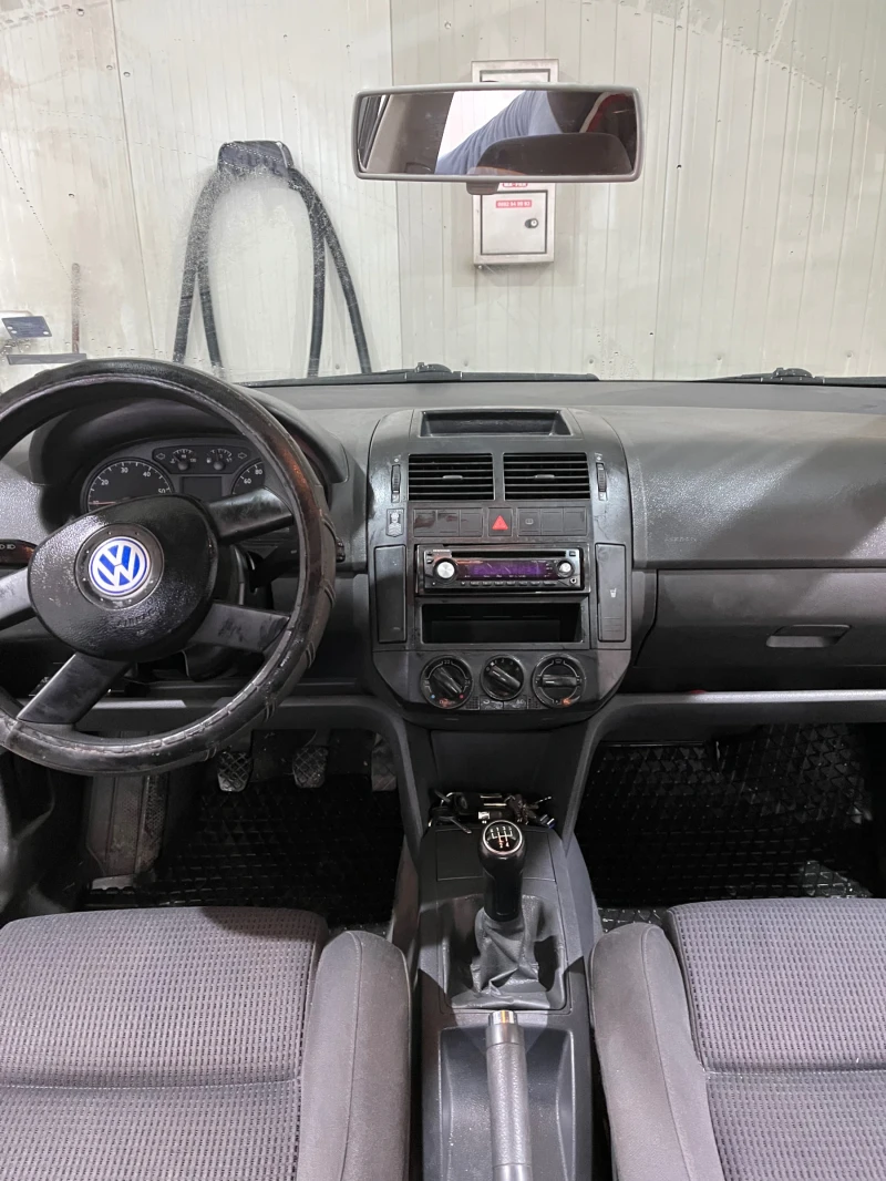 VW Polo, снимка 9 - Автомобили и джипове - 48710396