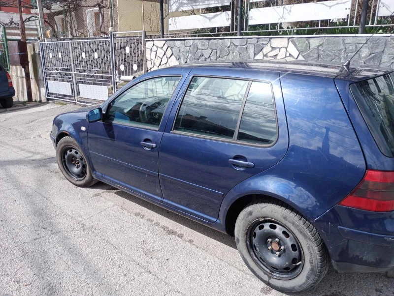 VW Golf 4, снимка 11 - Автомобили и джипове - 49450626