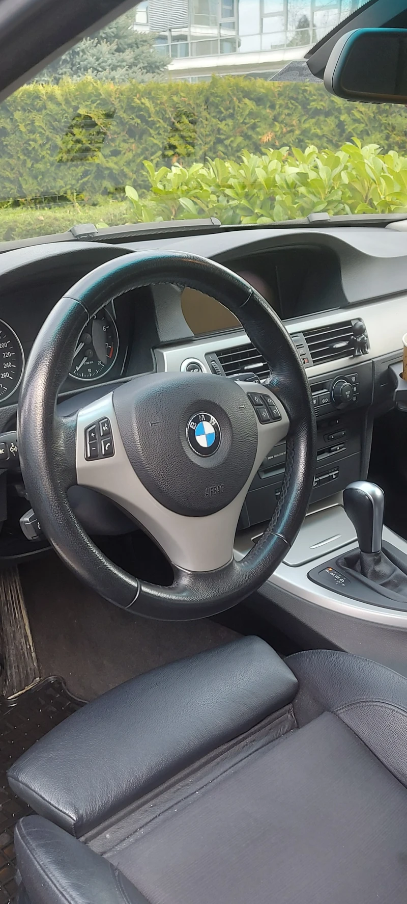 BMW 330 4х4 авт., снимка 6 - Автомобили и джипове - 47992979