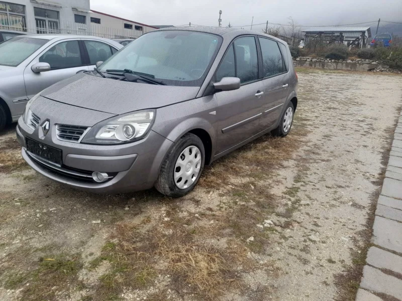 Renault Scenic 1.6i, снимка 2 - Автомобили и джипове - 48189123