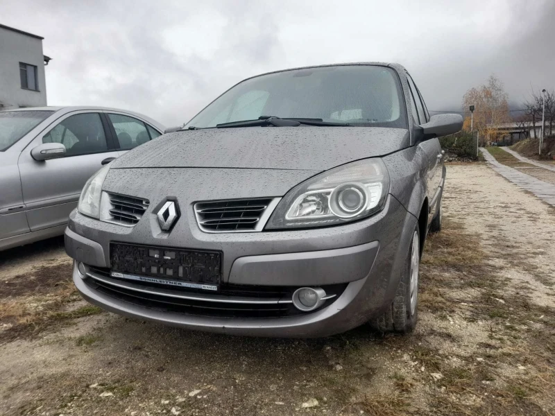 Renault Scenic 1.6i, снимка 1 - Автомобили и джипове - 48189123