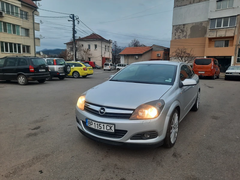 Opel Astra 1.9 GTC 6- Скорости, снимка 4 - Автомобили и джипове - 48228241