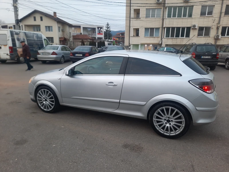 Opel Astra 1.9 GTC 6- Скорости, снимка 8 - Автомобили и джипове - 48228241