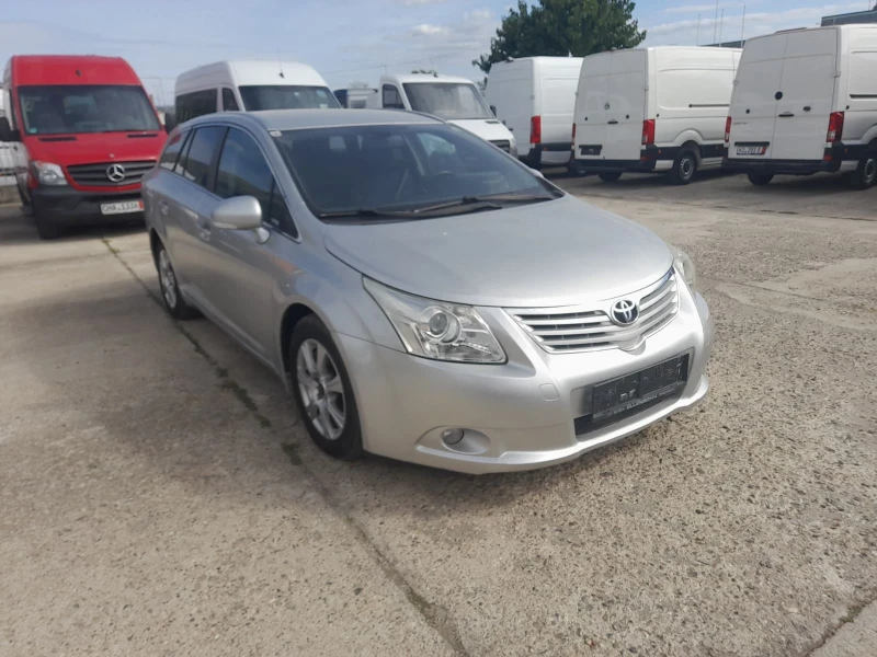 Toyota Avensis 1.8, снимка 9 - Автомобили и джипове - 50470338