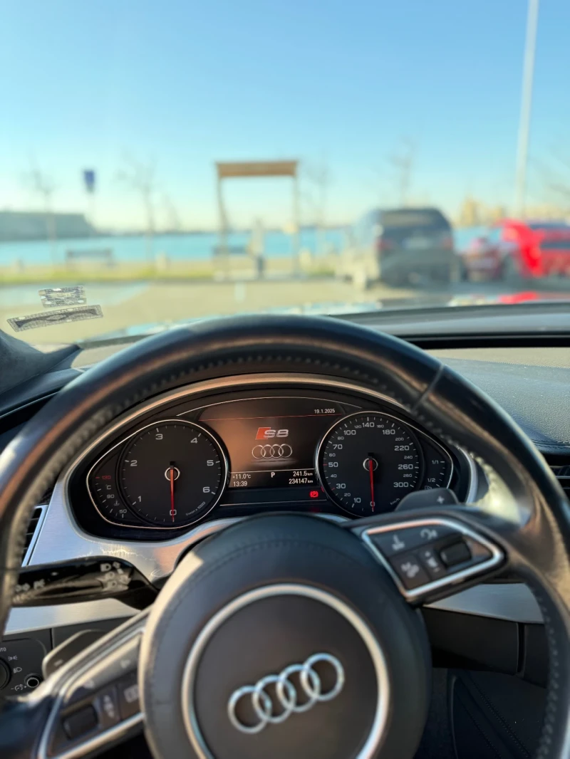 Audi A8, снимка 10 - Автомобили и джипове - 52348523