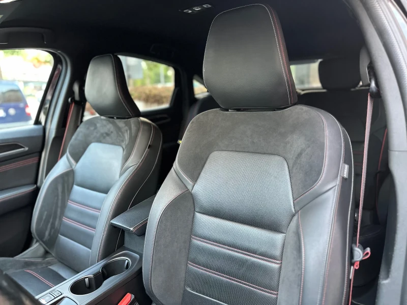 Renault Arkana  1.6 Hybrid E-TECH 145 CV R.S.Line Fast Track, снимка 8 - Автомобили и джипове - 51184209