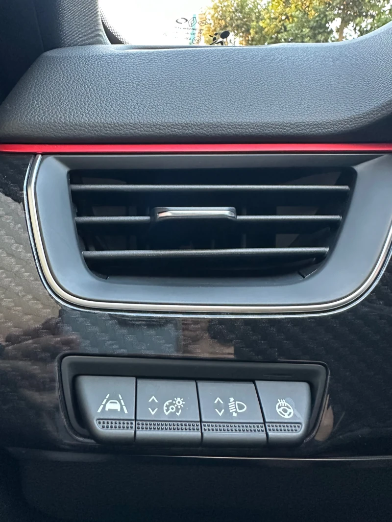 Renault Arkana  1.6 Hybrid E-TECH 145 CV R.S.Line Fast Track, снимка 14 - Автомобили и джипове - 51184209