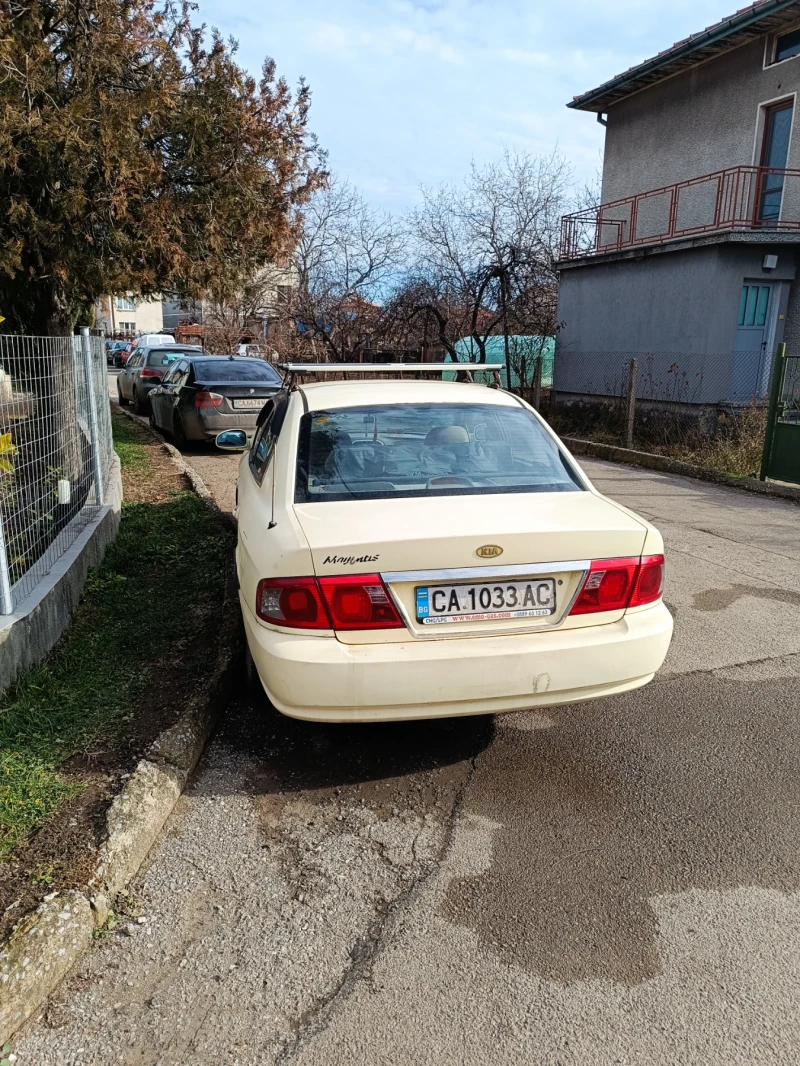 Kia Magentis Седан, снимка 3 - Автомобили и джипове - 52302822
