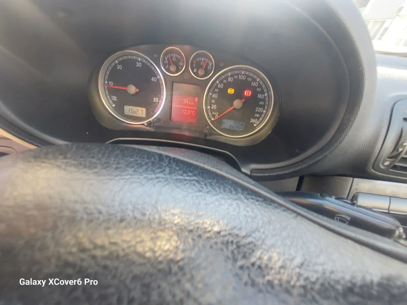 Seat Leon, снимка 8 - Автомобили и джипове - 52764924