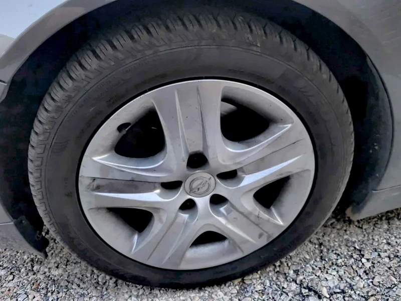 Opel Insignia 2.8T 4x4, снимка 9 - Автомобили и джипове - 52966527