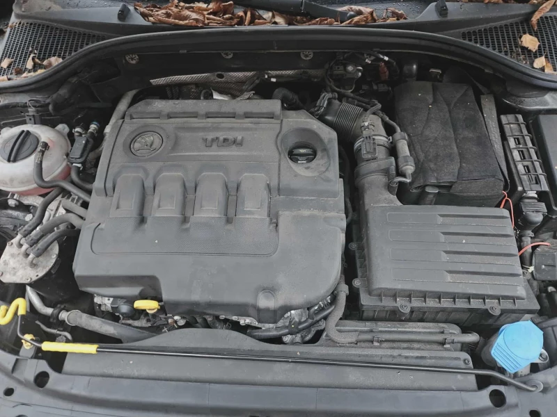 Skoda Octavia, снимка 13 - Автомобили и джипове - 52998297