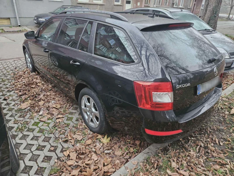 Skoda Octavia, снимка 5 - Автомобили и джипове - 52998297