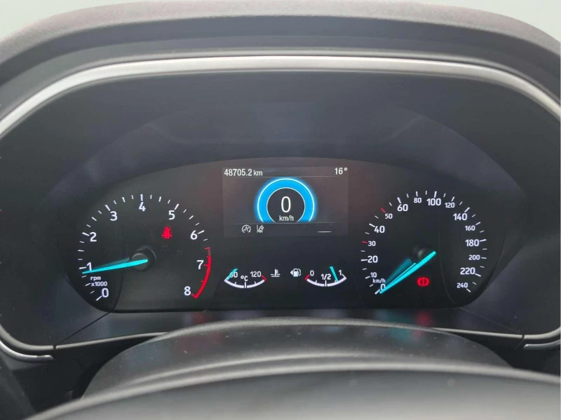 Ford Focus 1.5 EcoBoost, снимка 11 - Автомобили и джипове - 53079516