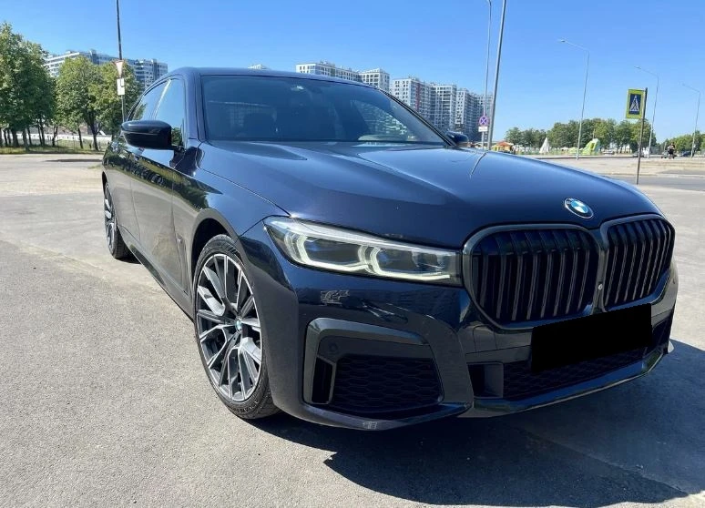 BMW 740 d xDrive M Sport, снимка 1 - Автомобили и джипове - 47399139