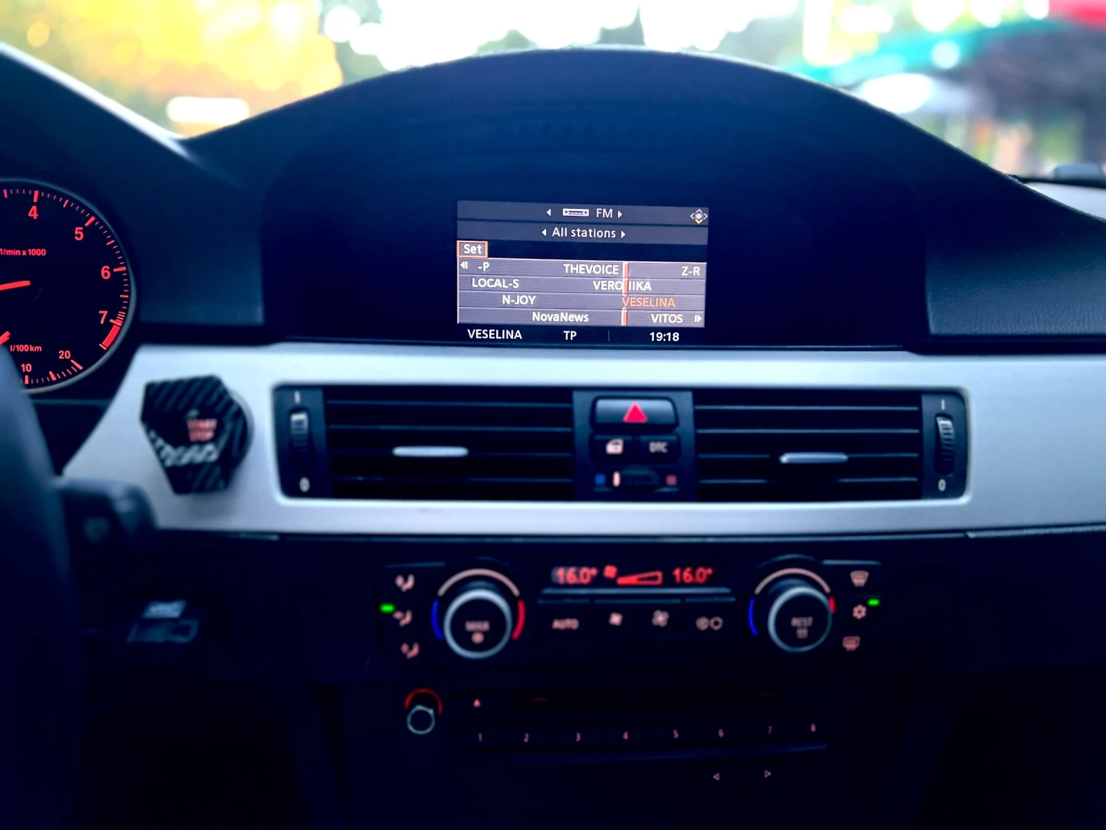 BMW 320 2.0i-Фейс Лифт* Автомат*  - изображение 6