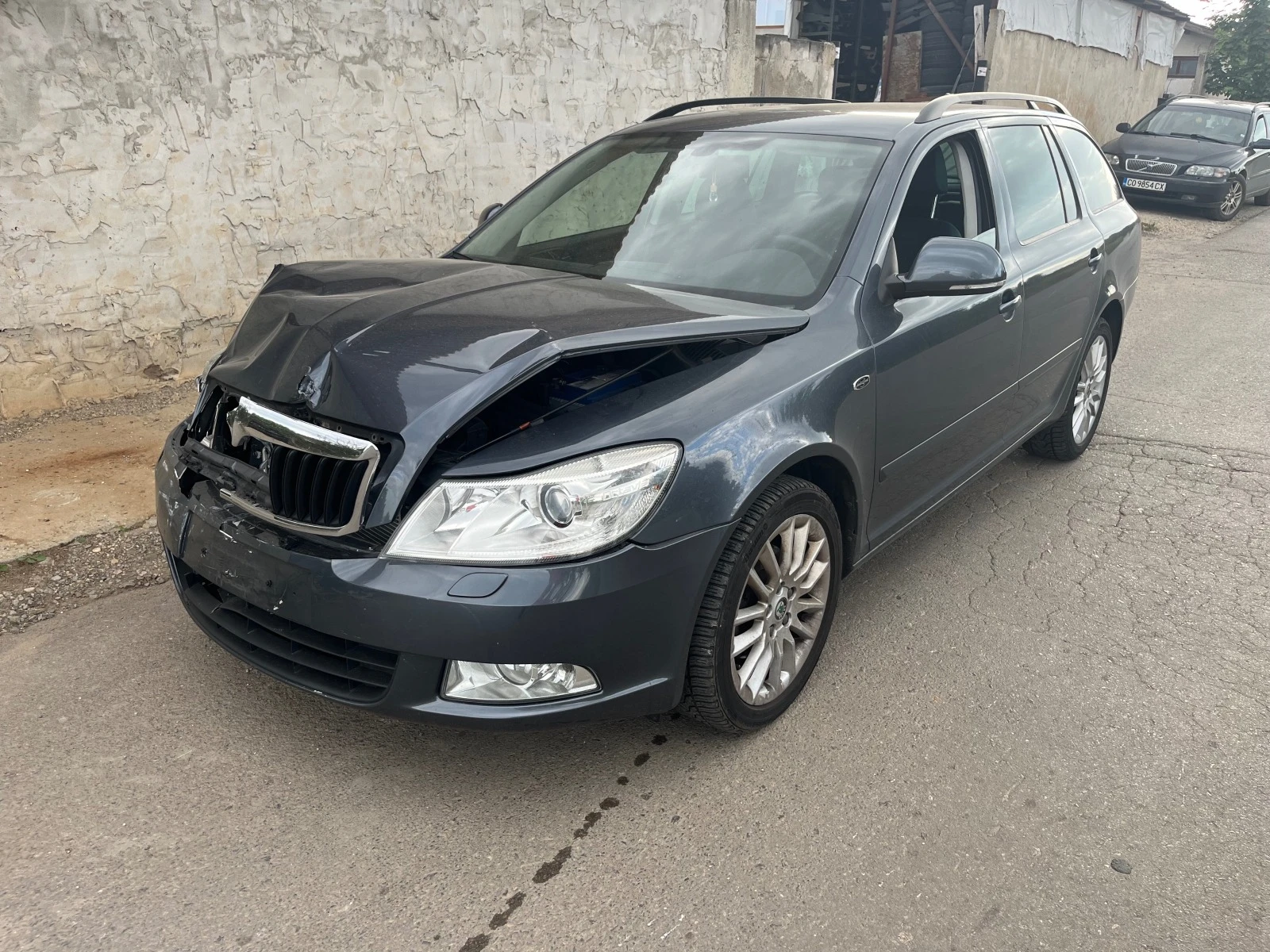 Skoda Octavia 1.8TSI DSG CDA L&K - изображение 3