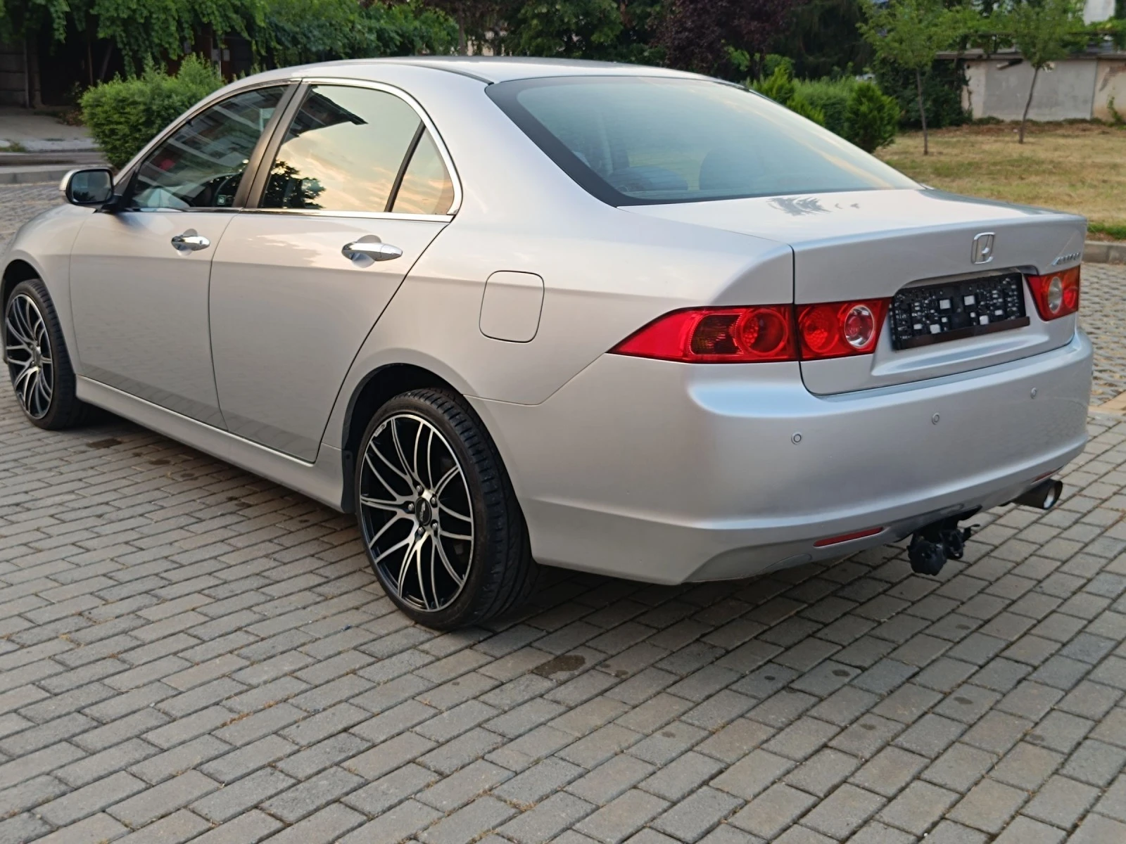 Honda Accord 2.0i Vtec///Facelift///Swiss - изображение 5