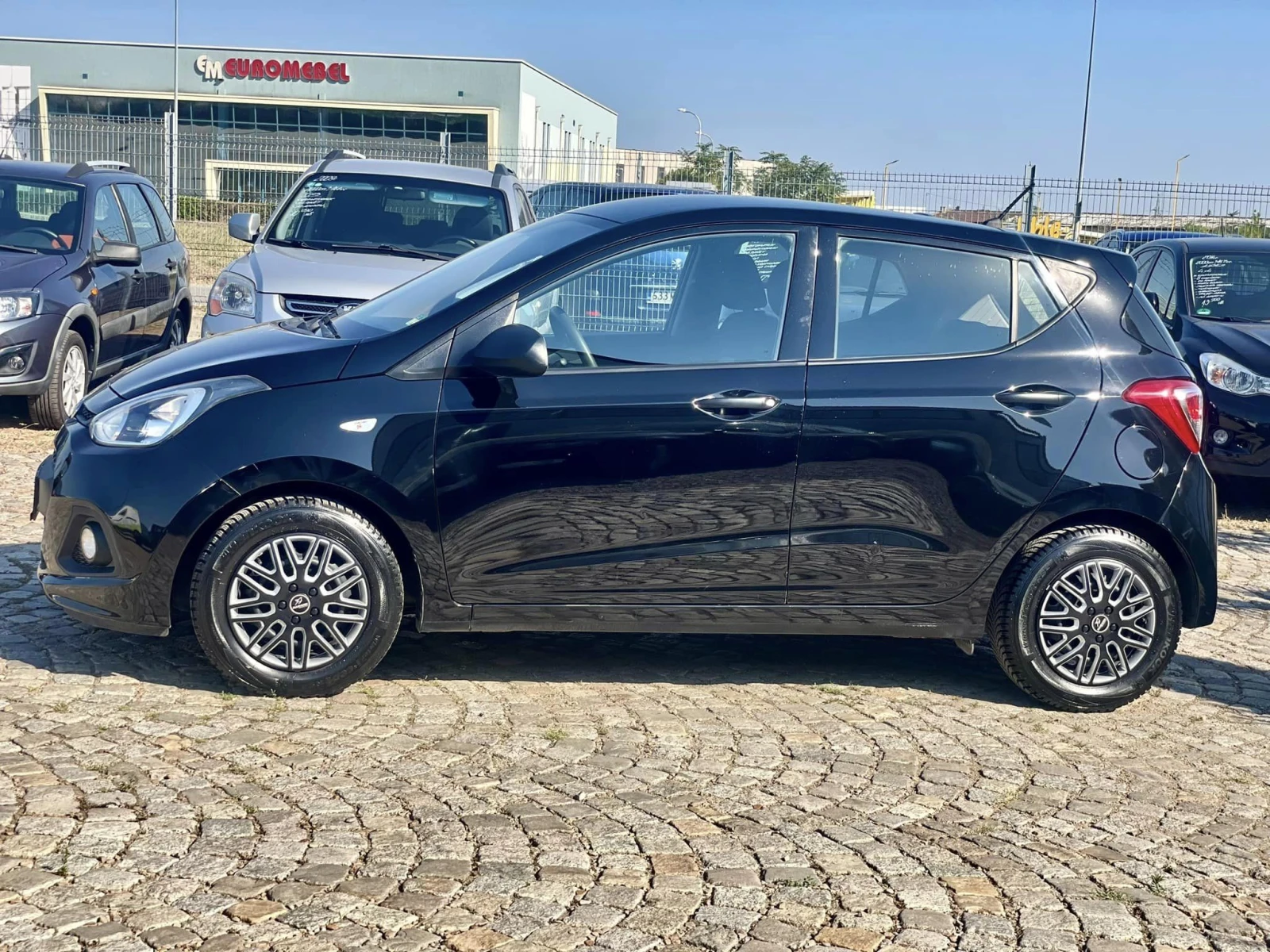 Hyundai I10 1.0 - изображение 2