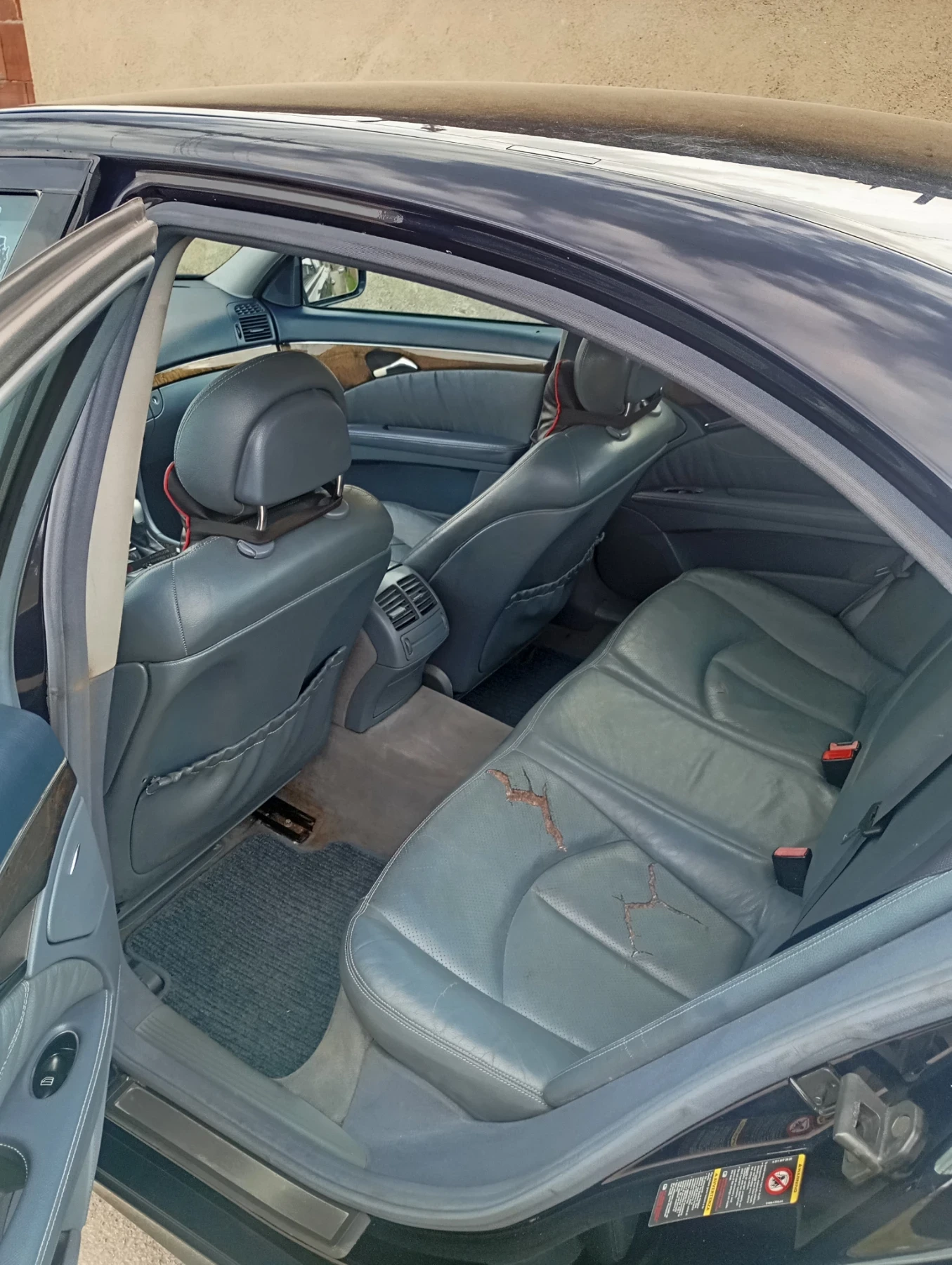 Mercedes-Benz E 270  - изображение 9
