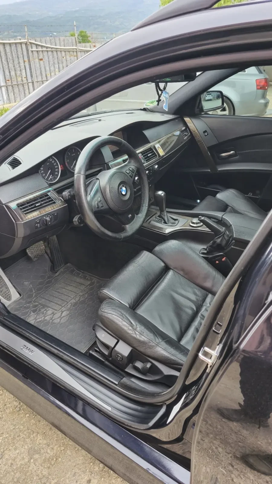 BMW 530 BMW 530D 231* Кожен салон* М Пакет* Голяма Навигац - изображение 8