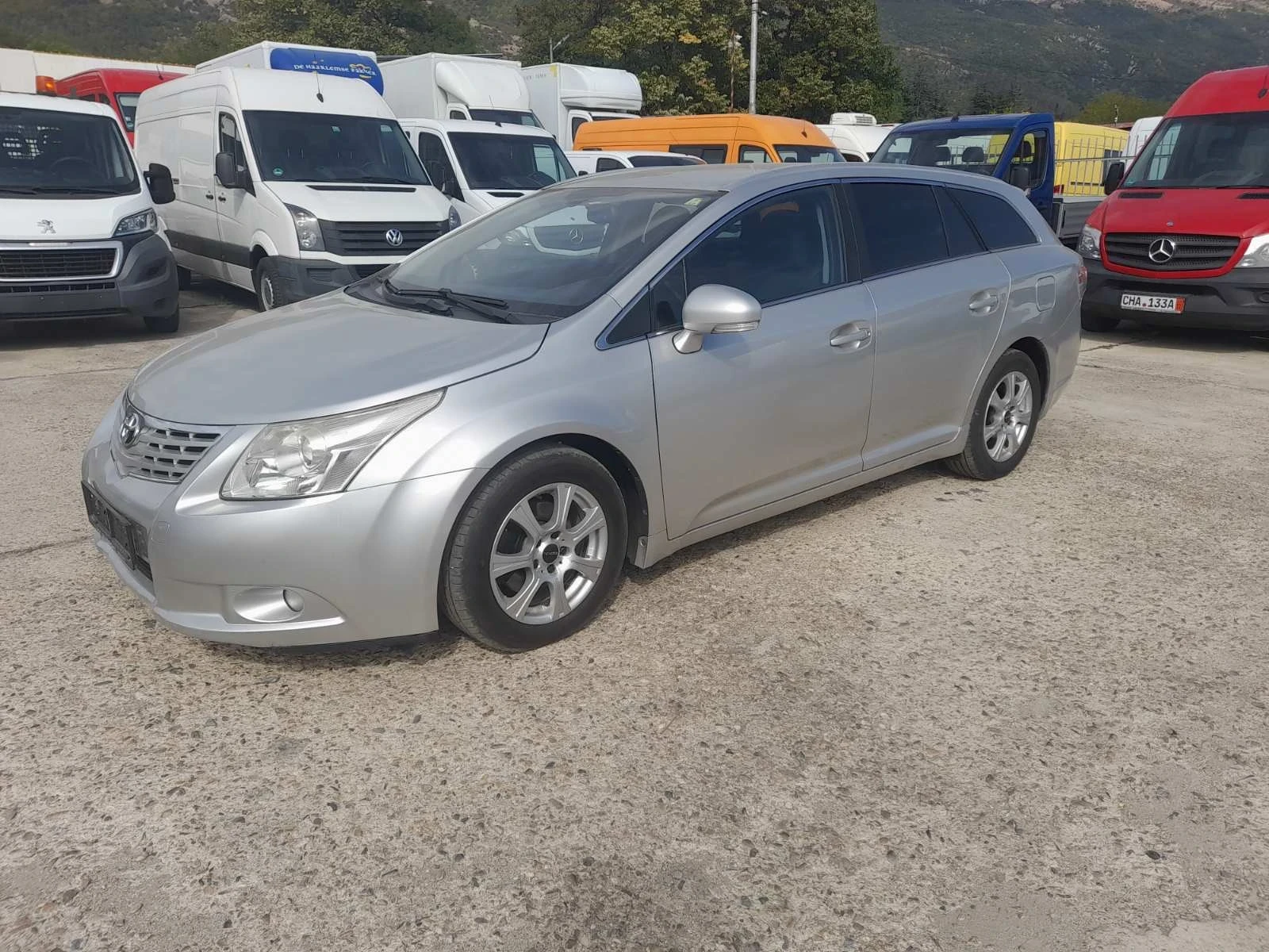 Toyota Avensis 1.8 - изображение 2
