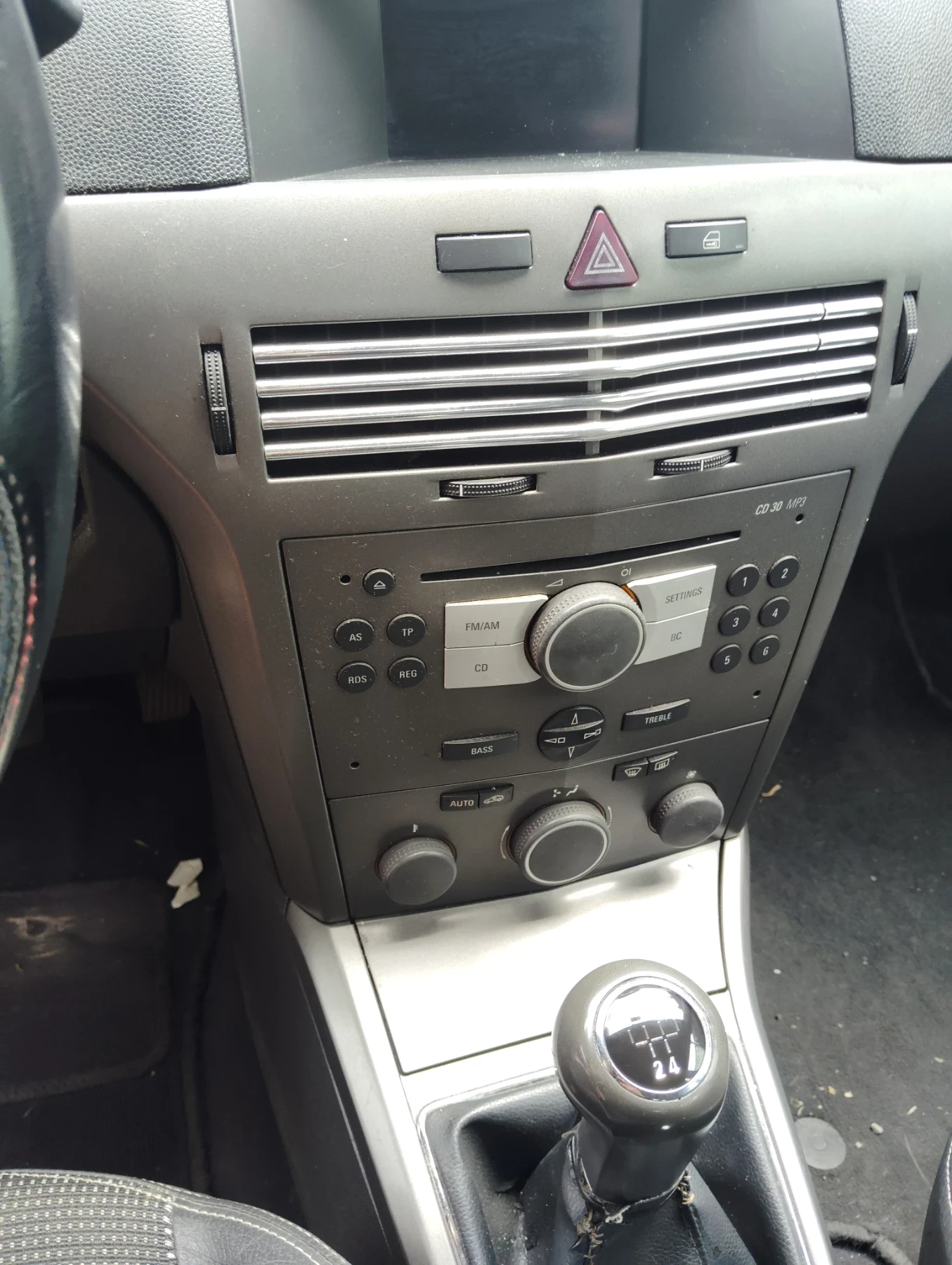 Opel Astra 1.6/105к.с. - изображение 5