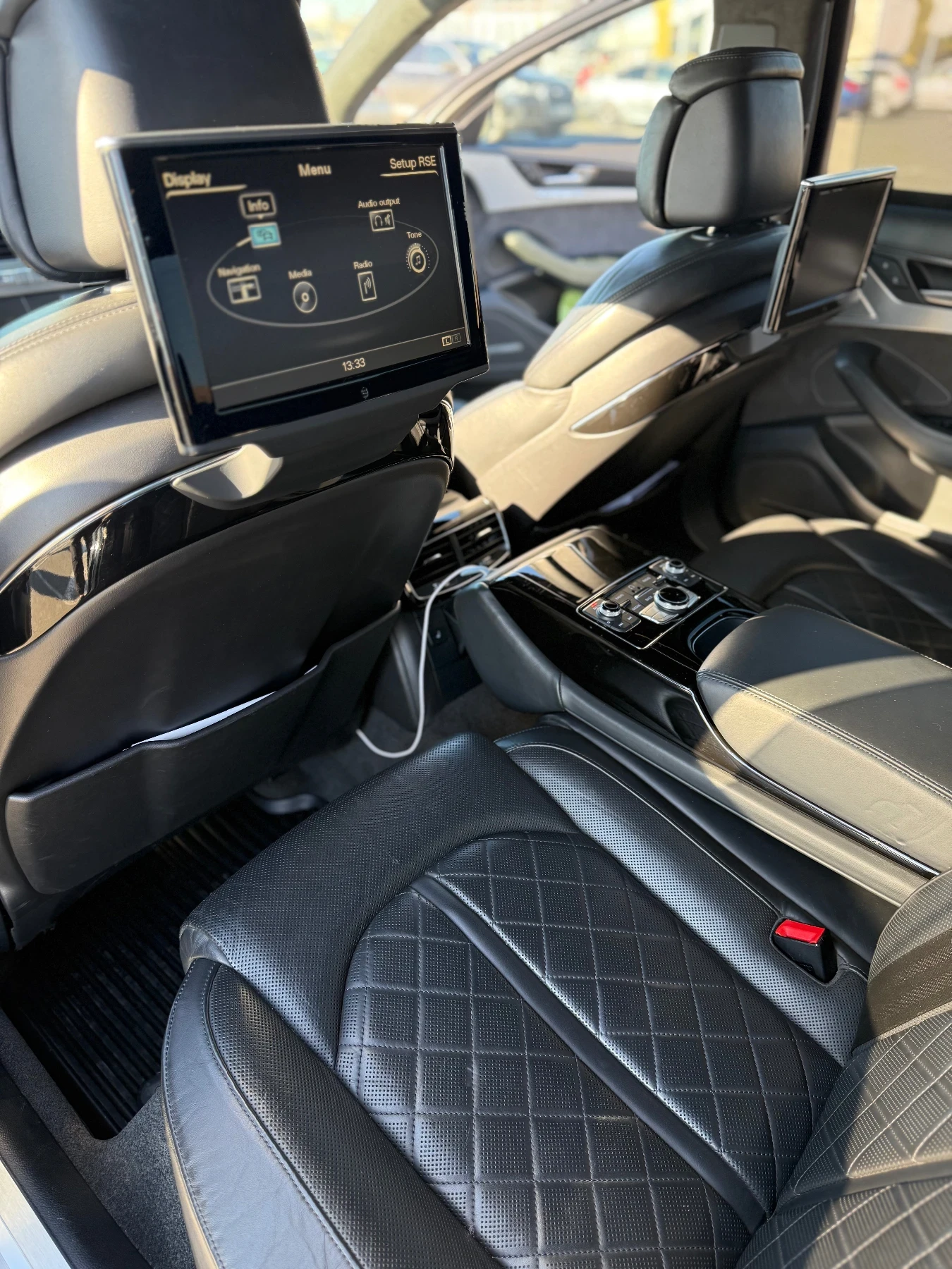 Audi A8 | Mobile.bg   11