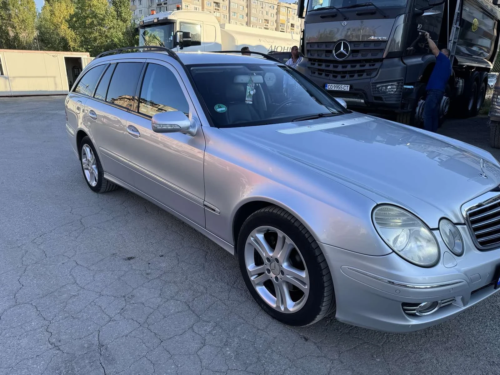 Mercedes-Benz E 280  - изображение 3
