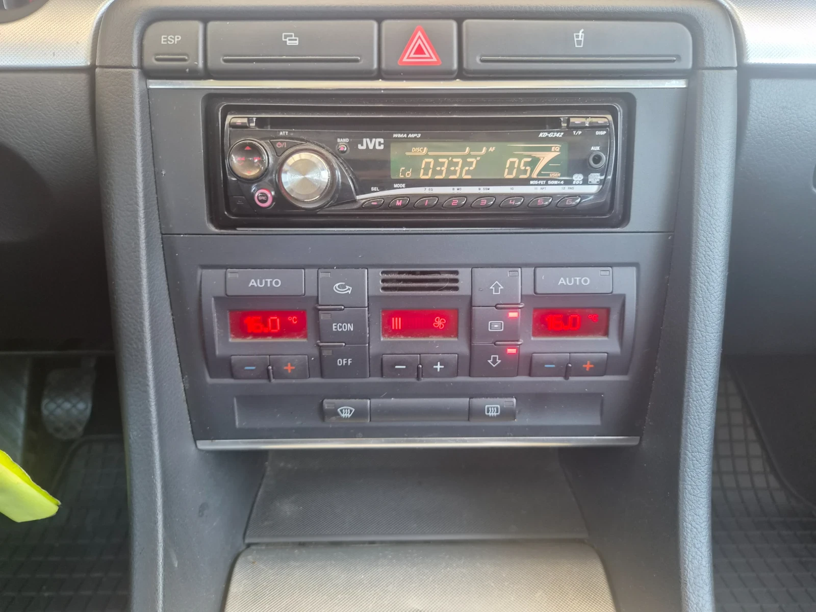 Audi A4 1.9TDI 116кс EURO 4, снимка 15 - Автомобили и джипове - 51830958