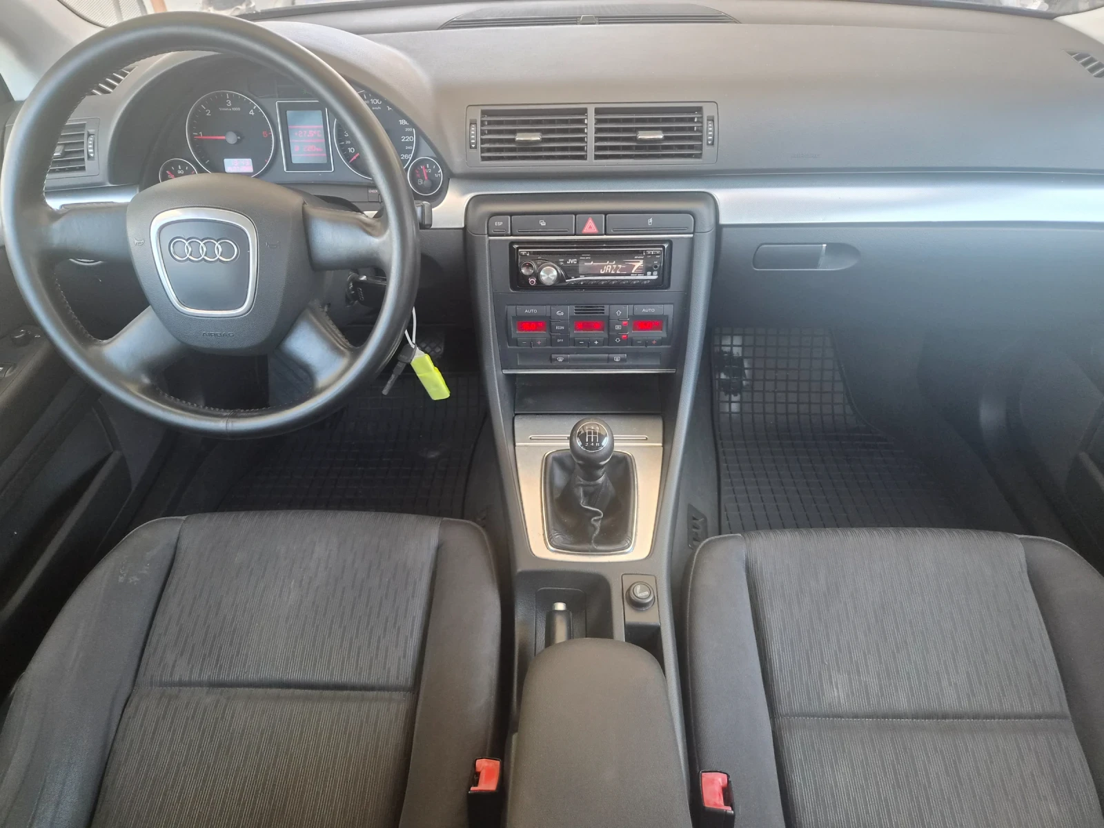 Audi A4 1.9TDI 116кс EURO 4, снимка 13 - Автомобили и джипове - 51830958