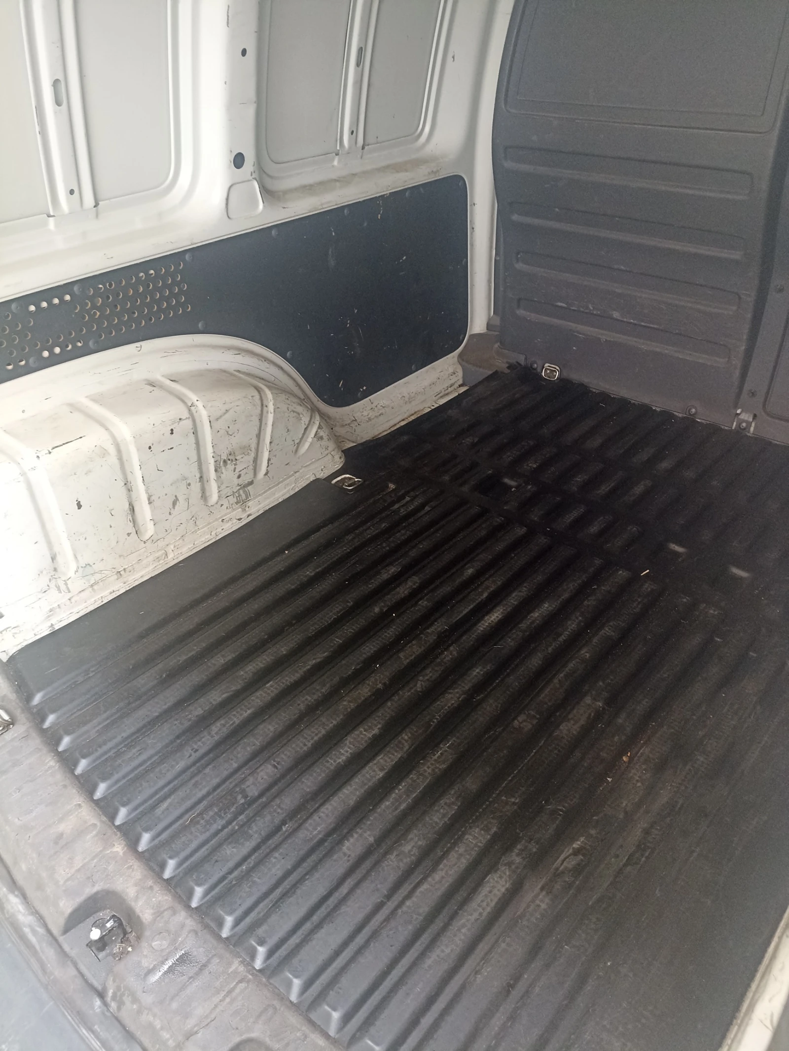 VW Caddy 1, 6 TDI | Mobile.bg � ����������� 13