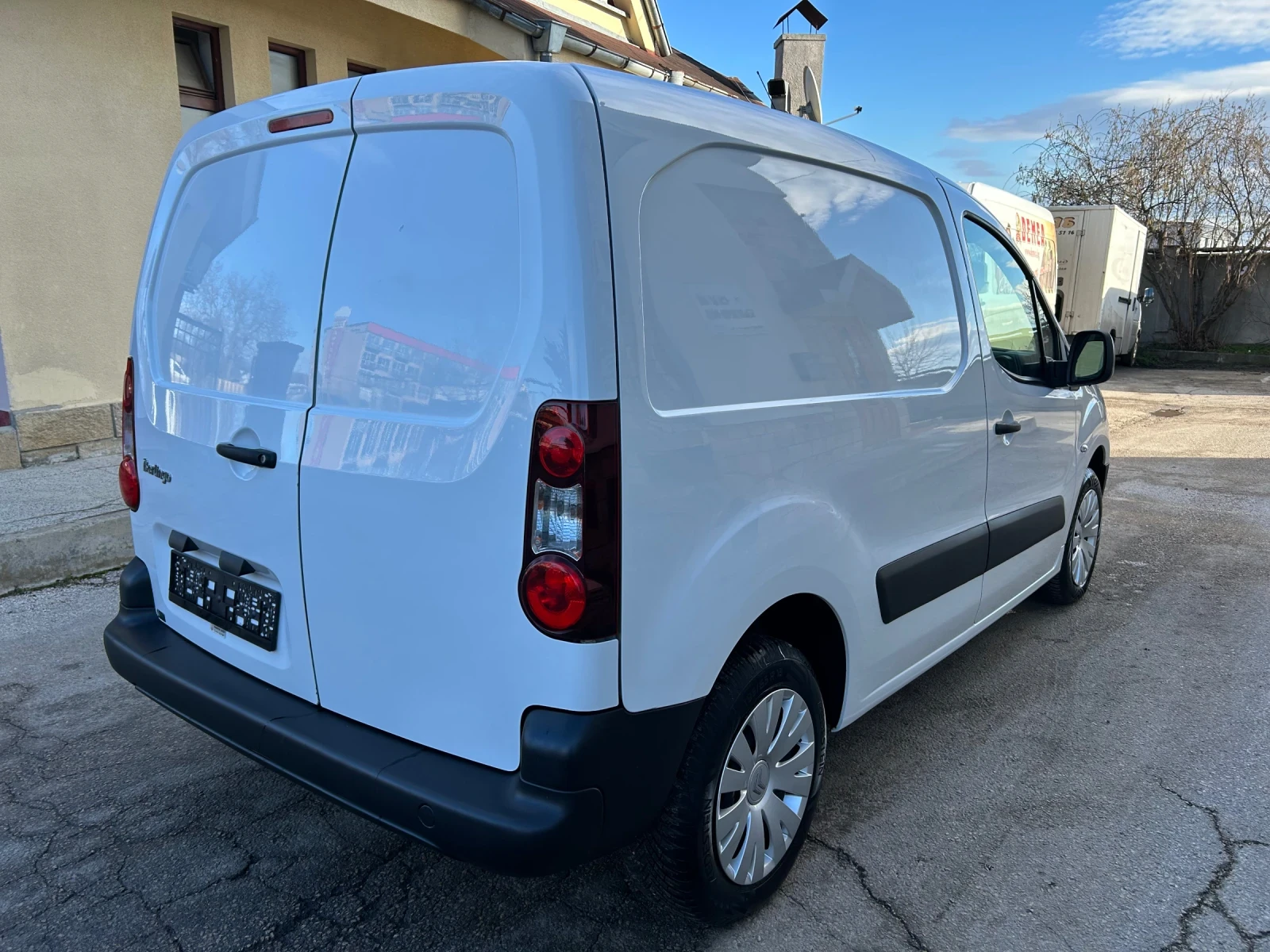 Citroen Berlingo 1.6HDI EURO 5 - изображение 5