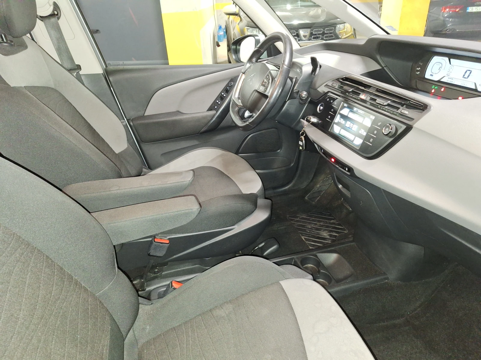 Citroen Grand C4 Picasso 1.6 EHDI , 7 места - изображение 4