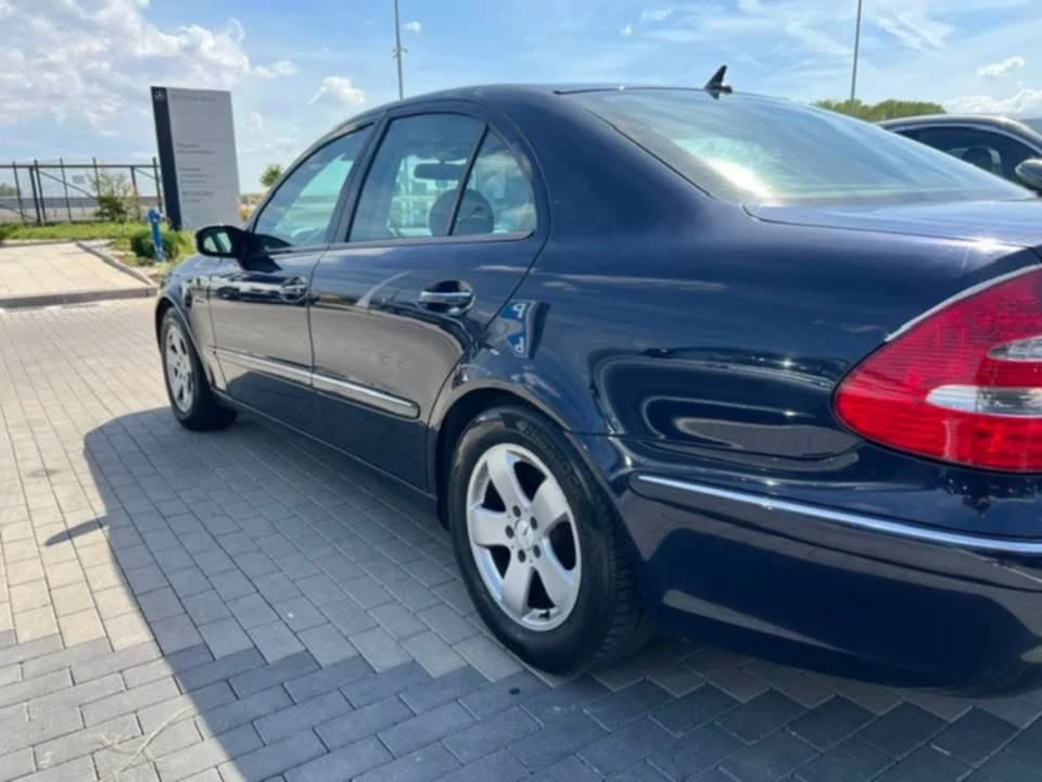 Mercedes-Benz 220  - изображение 5