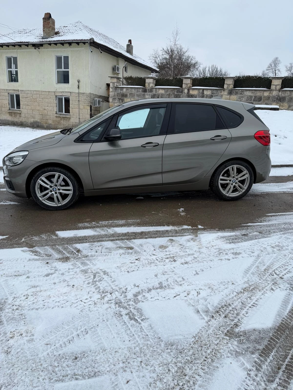 BMW 216  - изображение 5