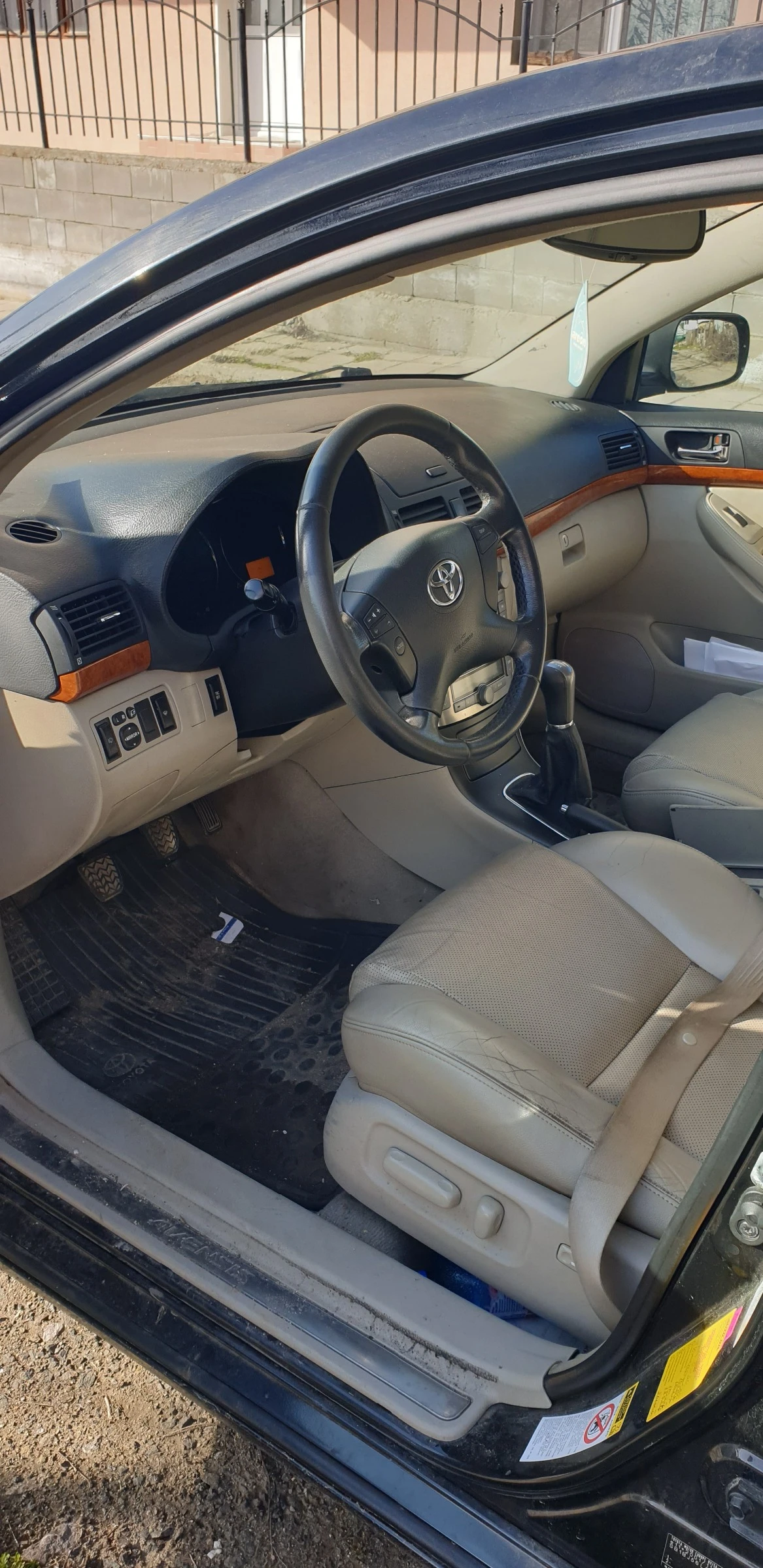 Toyota Avensis Т25 - изображение 3