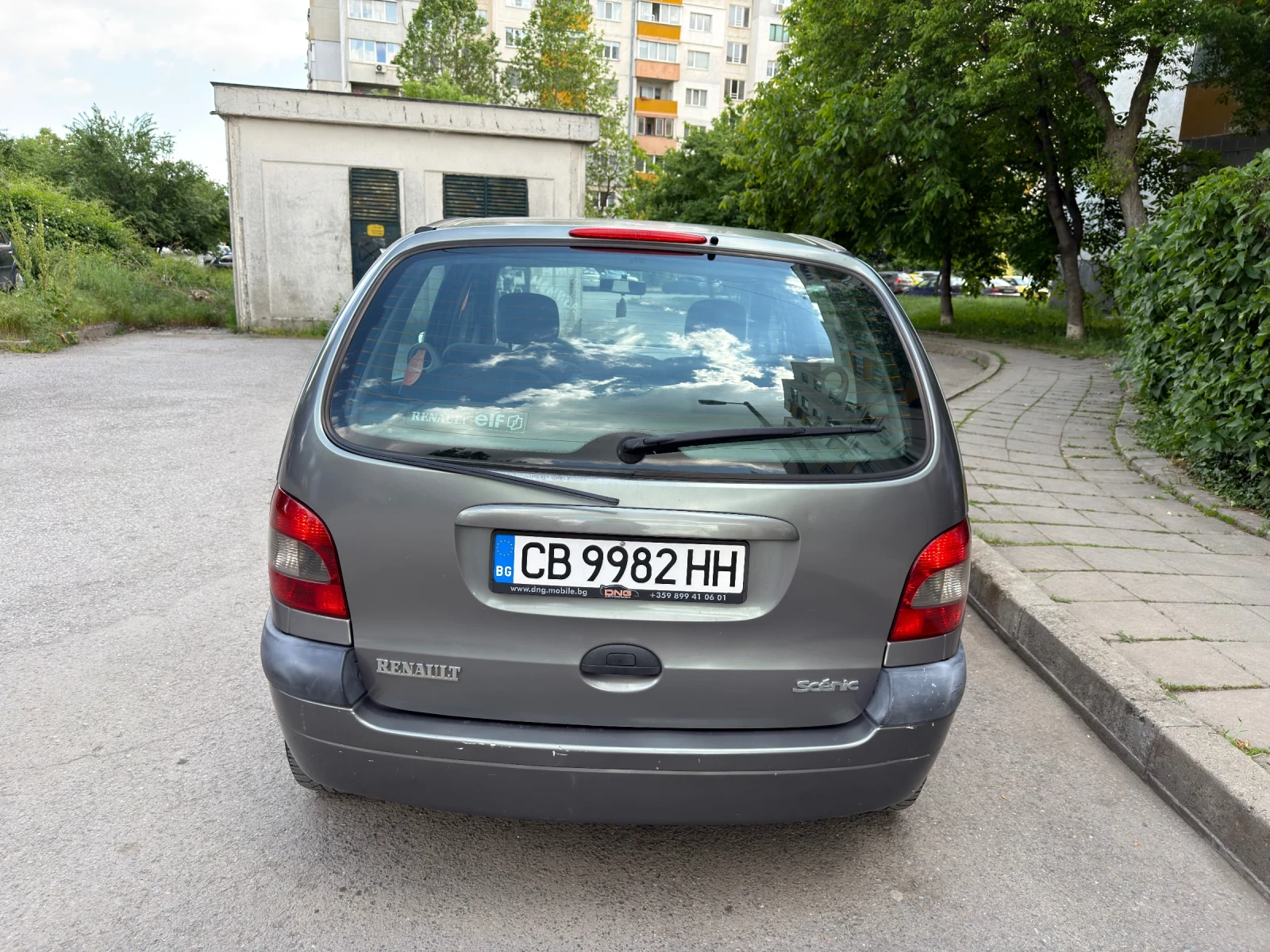 Renault Scenic, снимка 6 - Автомобили и джипове - 54682536
