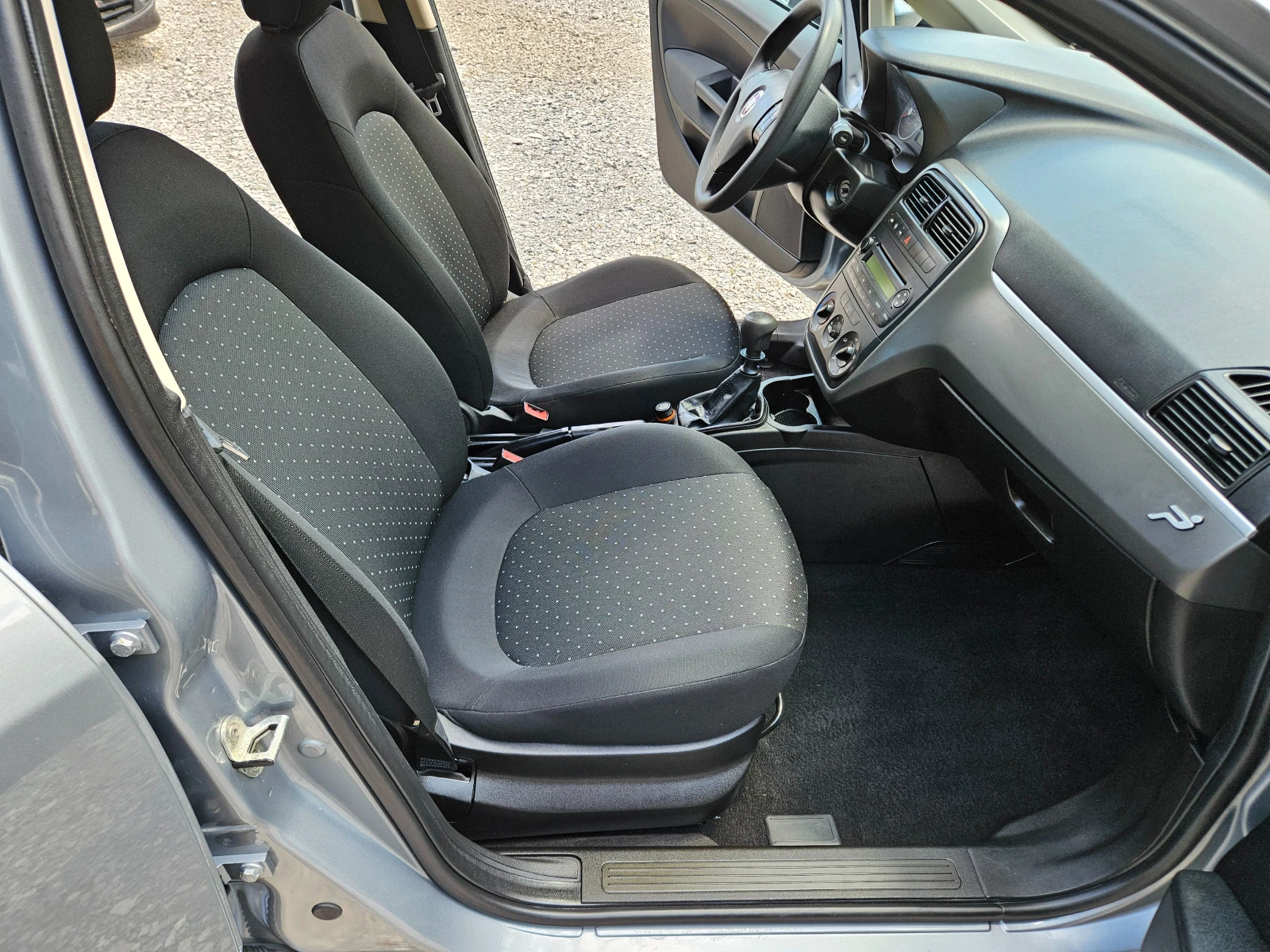 Fiat Punto 1.4 бензин 75кс, снимка 12 - Автомобили и джипове - 54855512